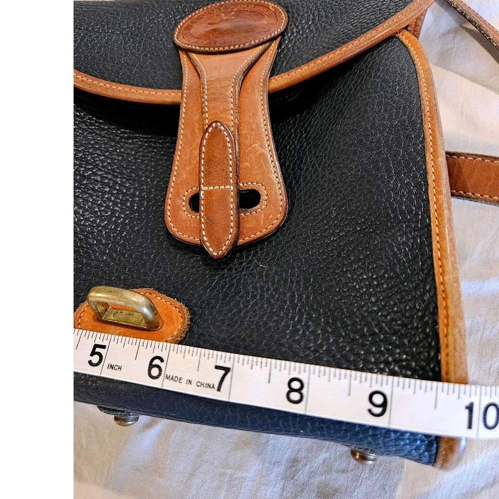 Dooney & Bourke Vintage All Weather Leather Crossbody Bag Black Tan Duck Logo